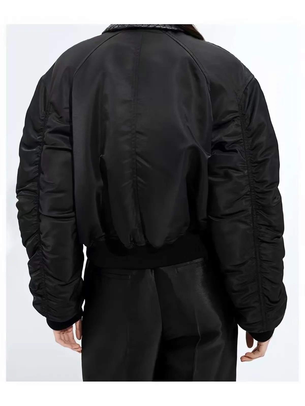 Куртки И Пуховики Женские Bottega Veneta 19421662