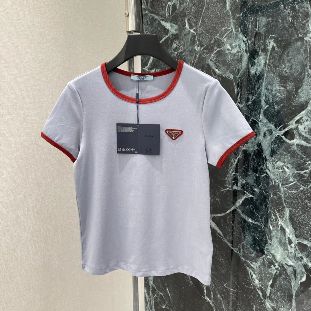 Футболки Женские Prada 11220893