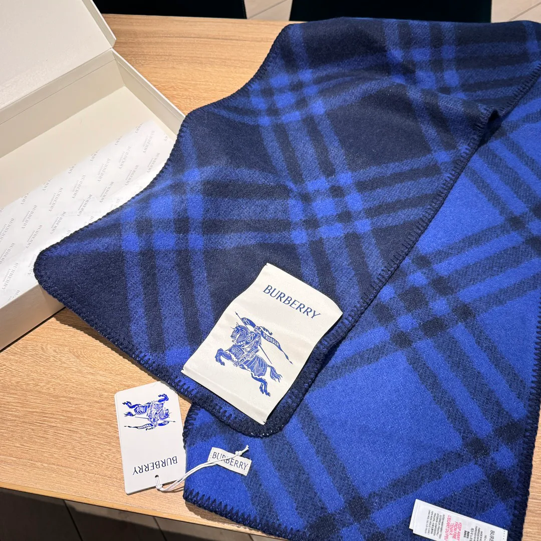 Шарфы Burberry 752639