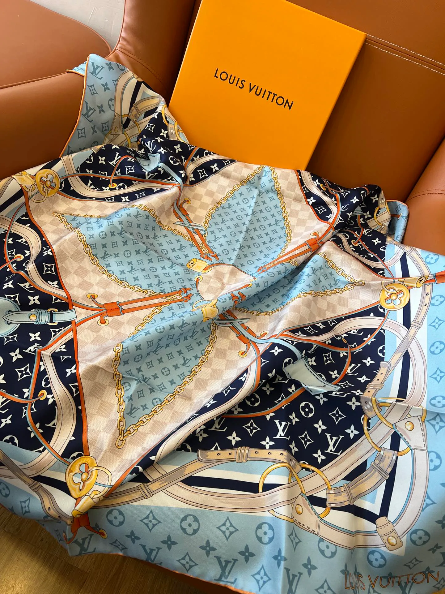Платки Louis Vuitton 9648204