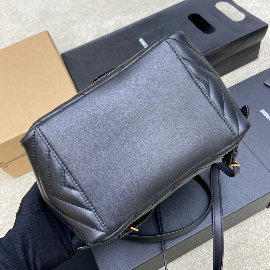 Классические Сумки Женские Saint Laurent 11886300
