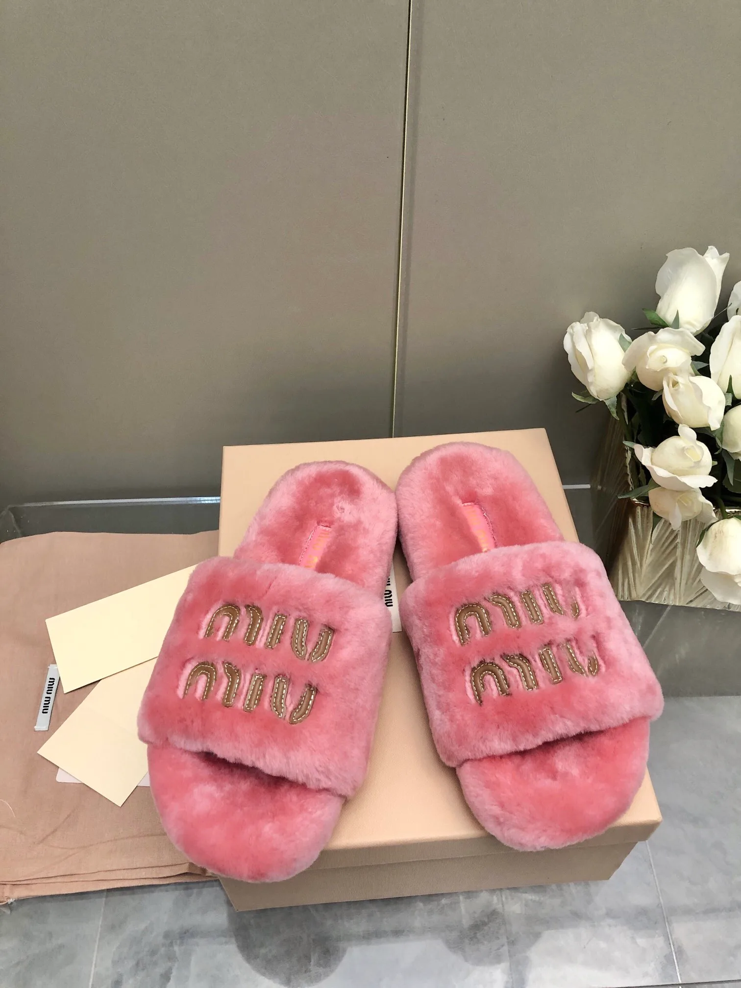 Тапочки Женские Miu Miu 18005826