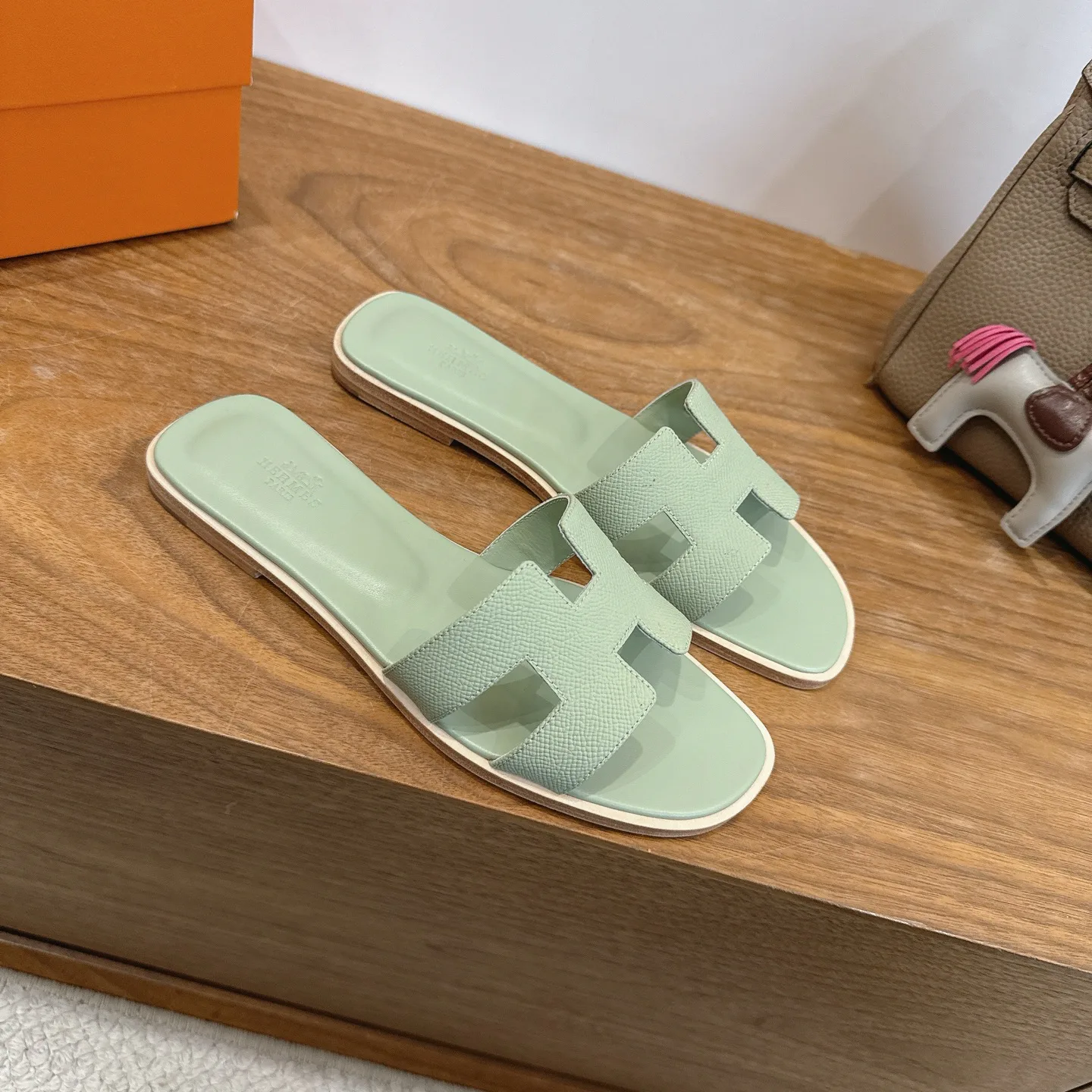 Шлепанцы Женские Hermes 873889