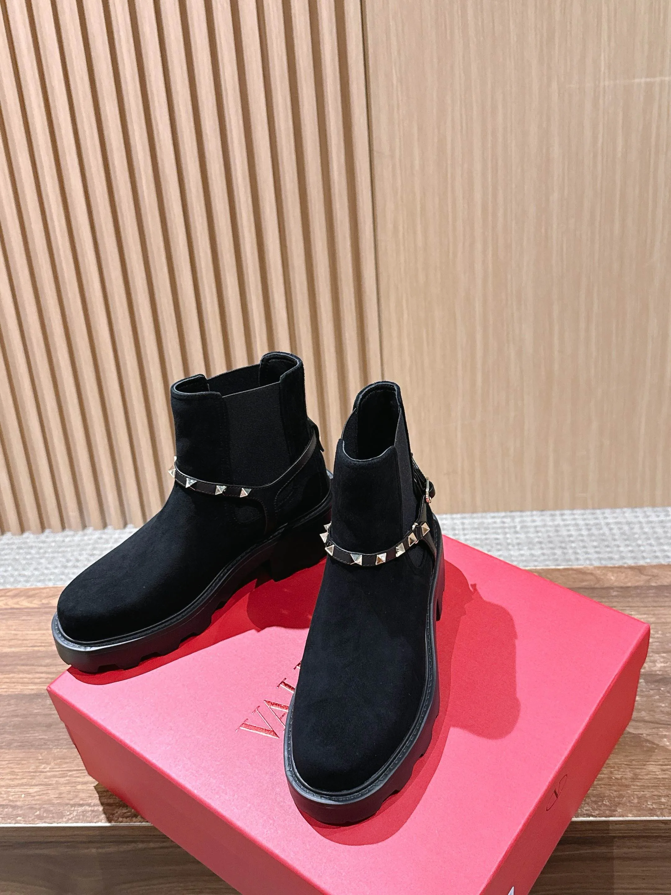 Ботинки Женские Valentino 147152