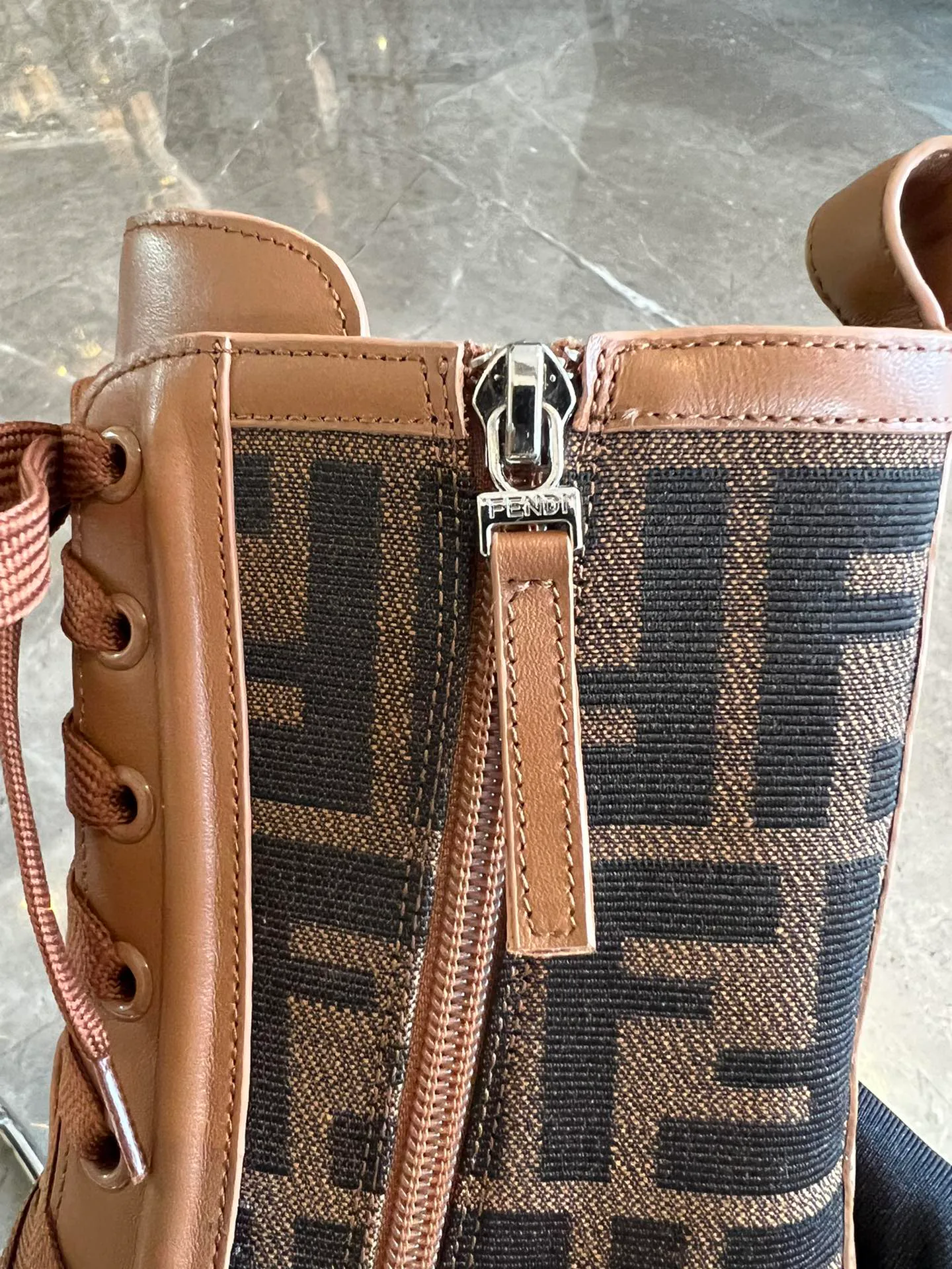 Ботинки Женские Fendi 4543