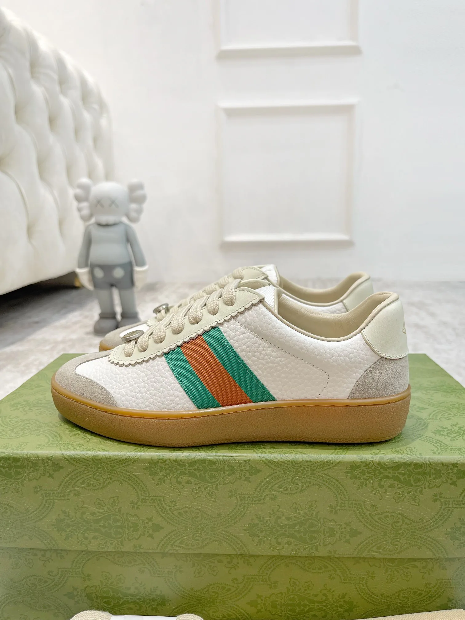 Кроссовки Женские Gucci 18765959
