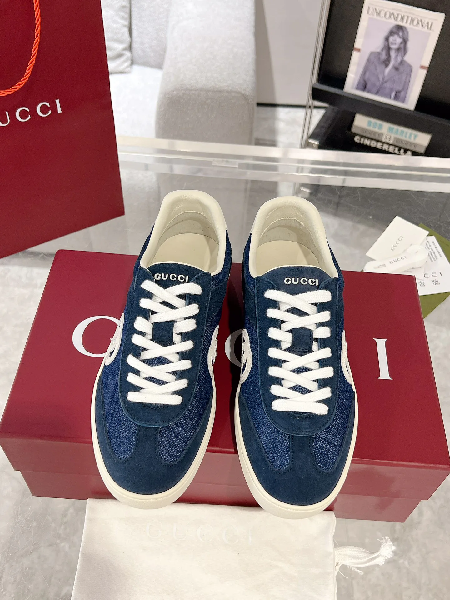 Кроссовки Женские Gucci 1827496