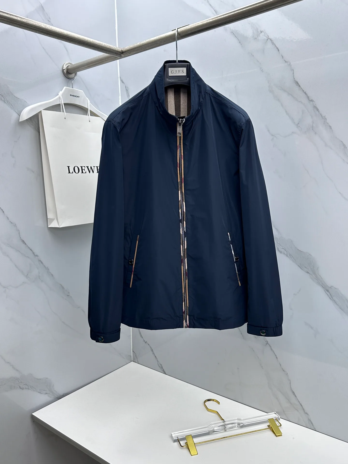 Куртки И Пуховики Мужские Burberry 18246769