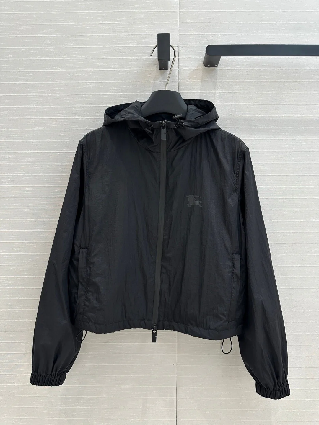 Куртки И Пуховики Женские Burberry 11862601