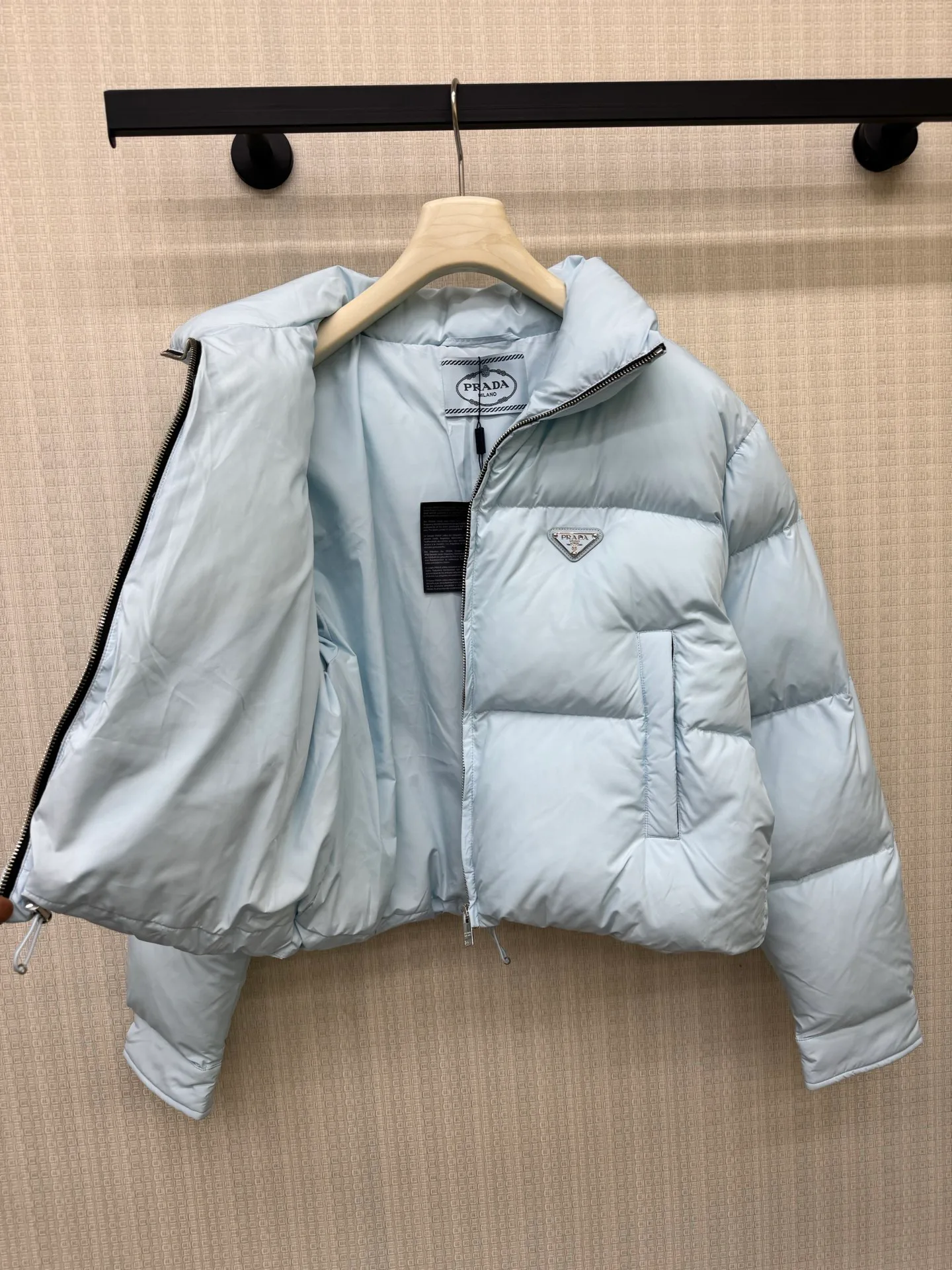 Куртки И Пуховики Женские Prada 18108032