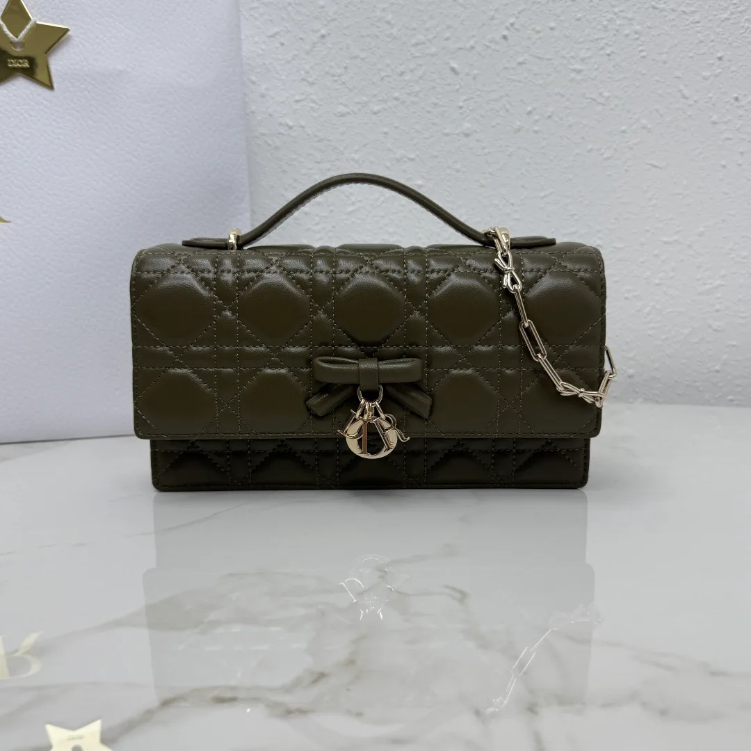 Классические Сумки Женские Christian Dior 18116381
