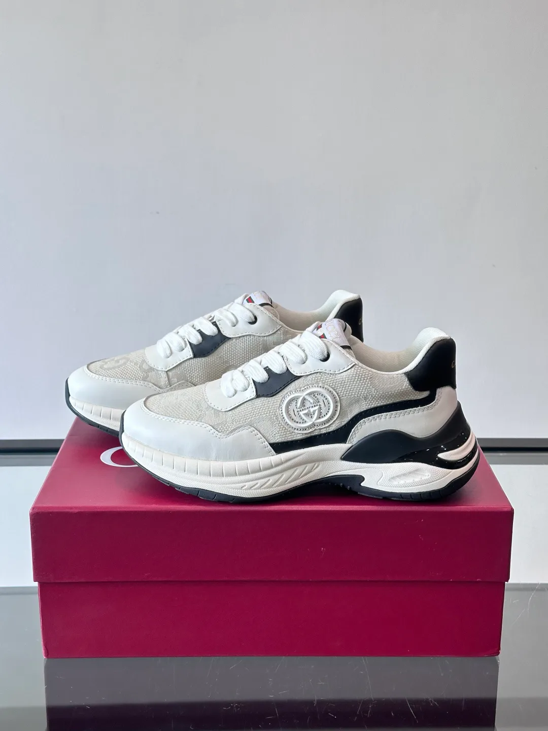 Кроссовки Мужские Gucci 3430321