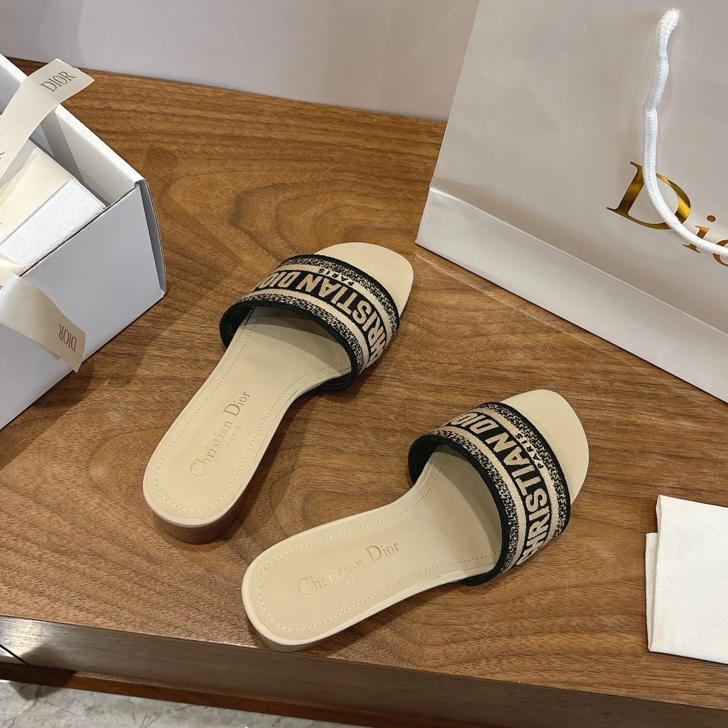 Босоножки Женские Christian Dior 1137283