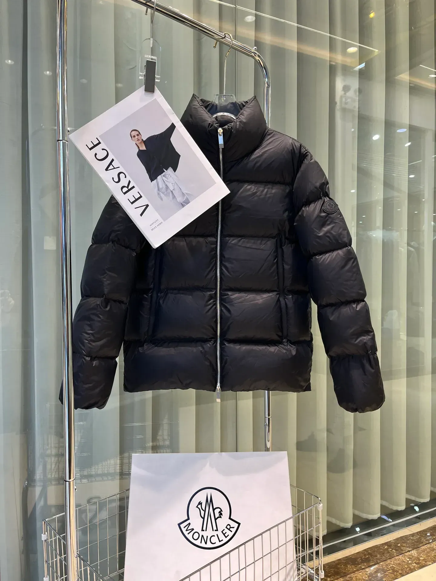 Куртки И Пуховики Мужские Moncler 583168