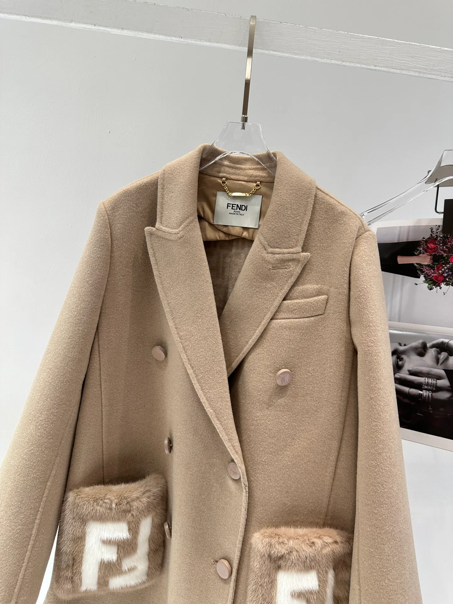 Пальто Женские Fendi 19509449