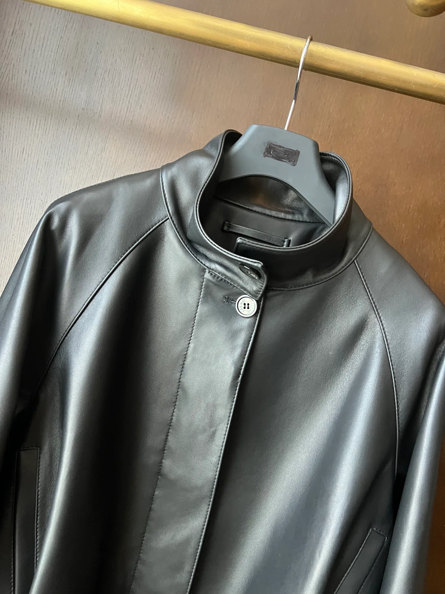 Кожаные Куртки И Дублёнки Женские Loewe 9101759