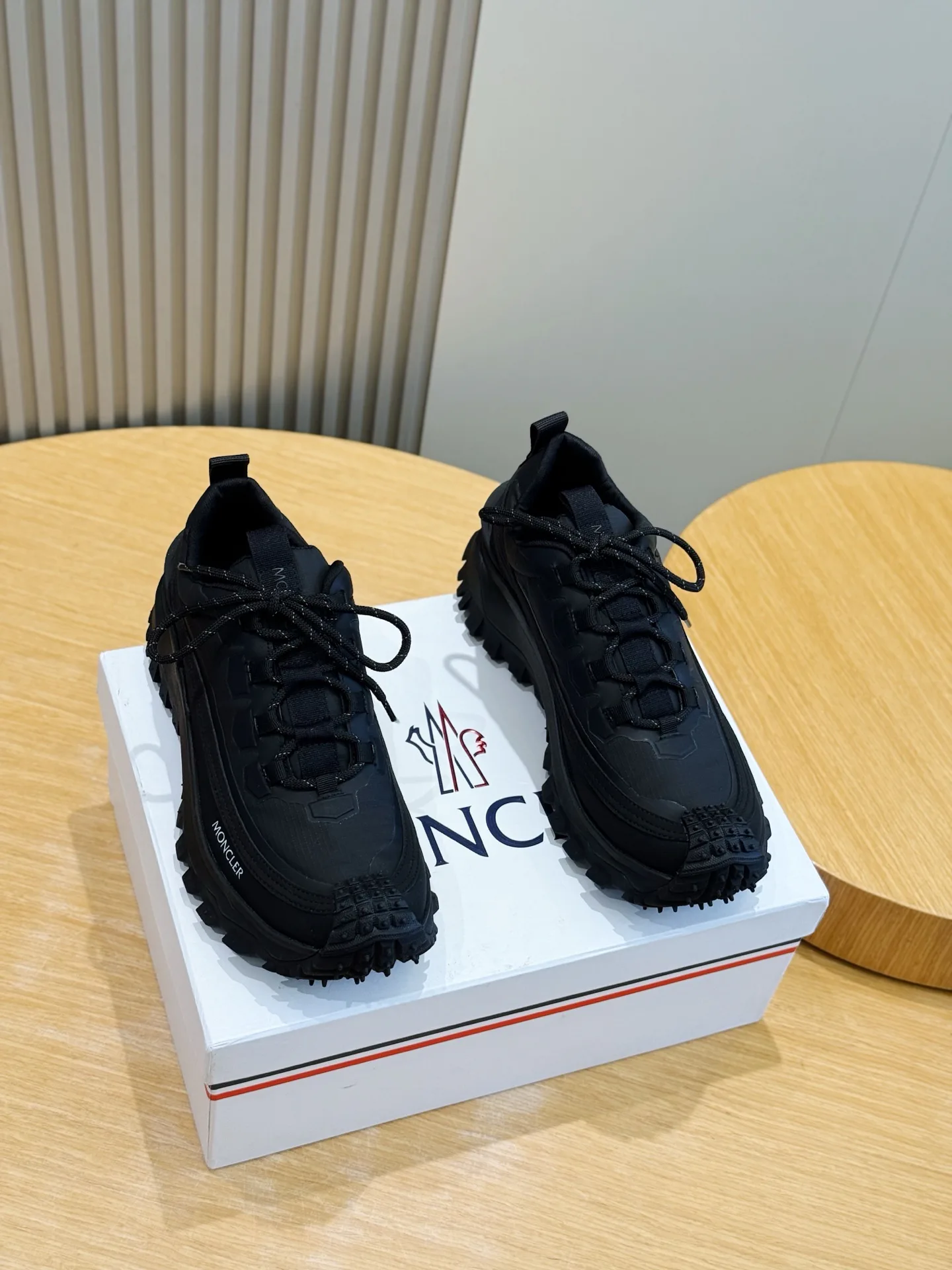 Кроссовки Мужские Moncler 19678438