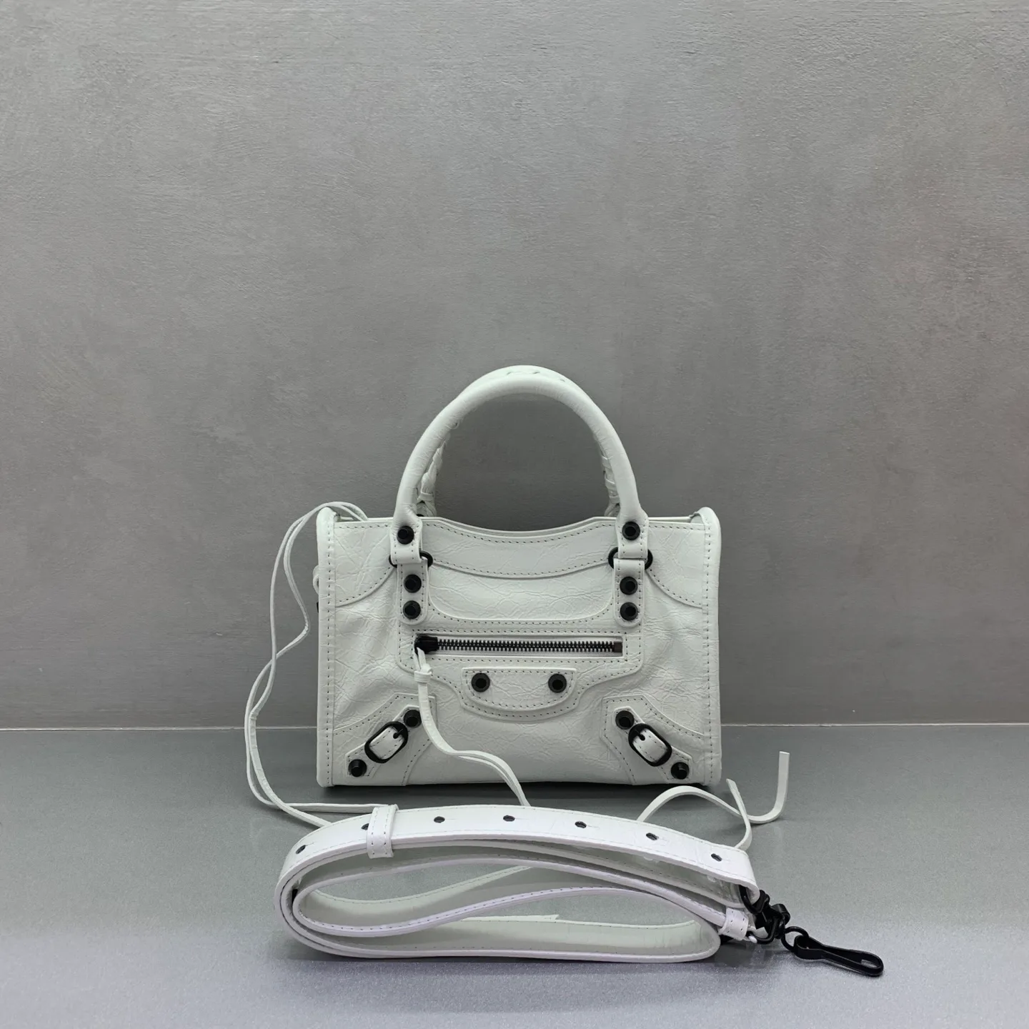 Классические Сумки Женские Balenciaga 11305242