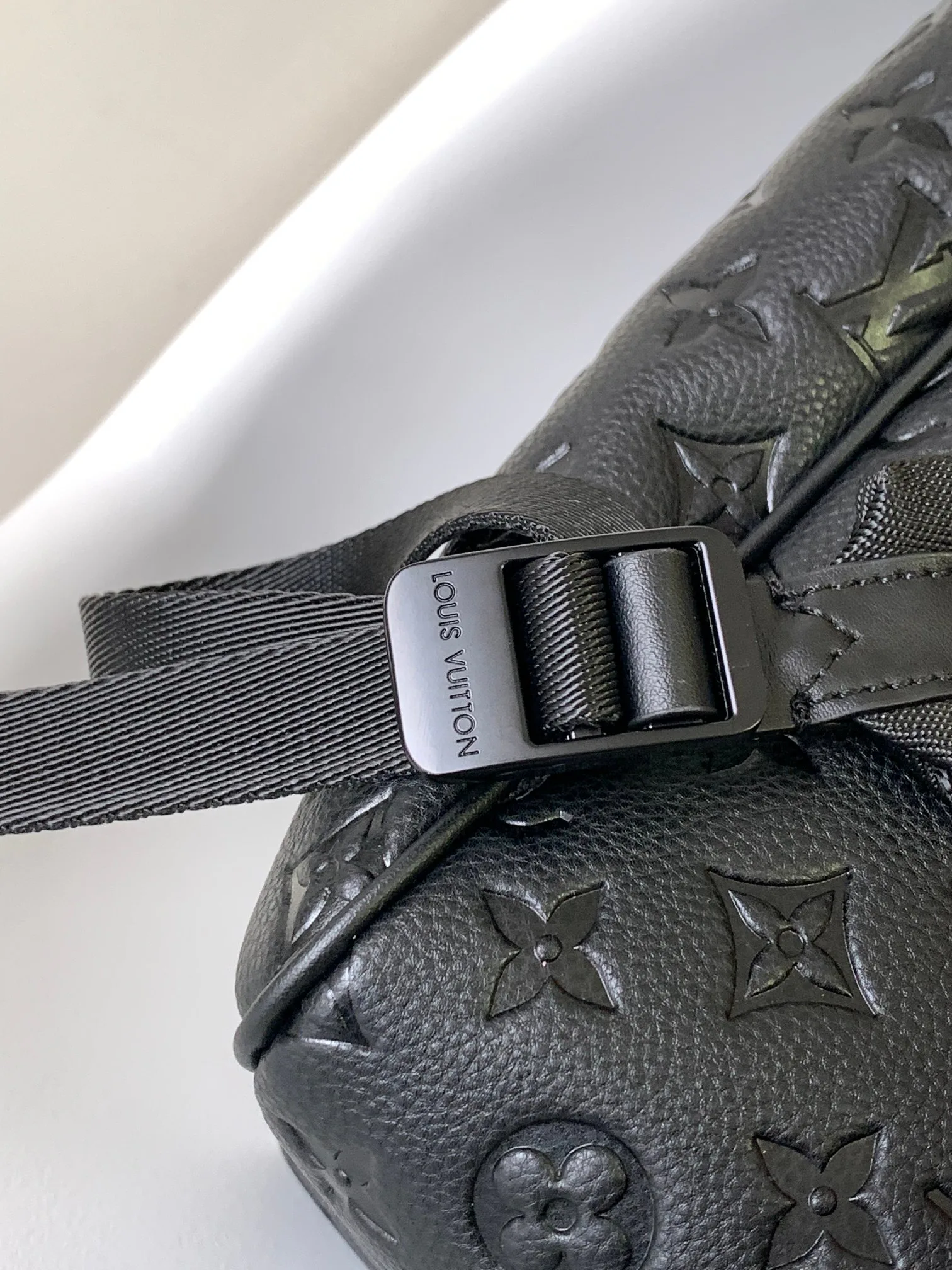 Рюкзаки Женские Louis Vuitton 3885409
