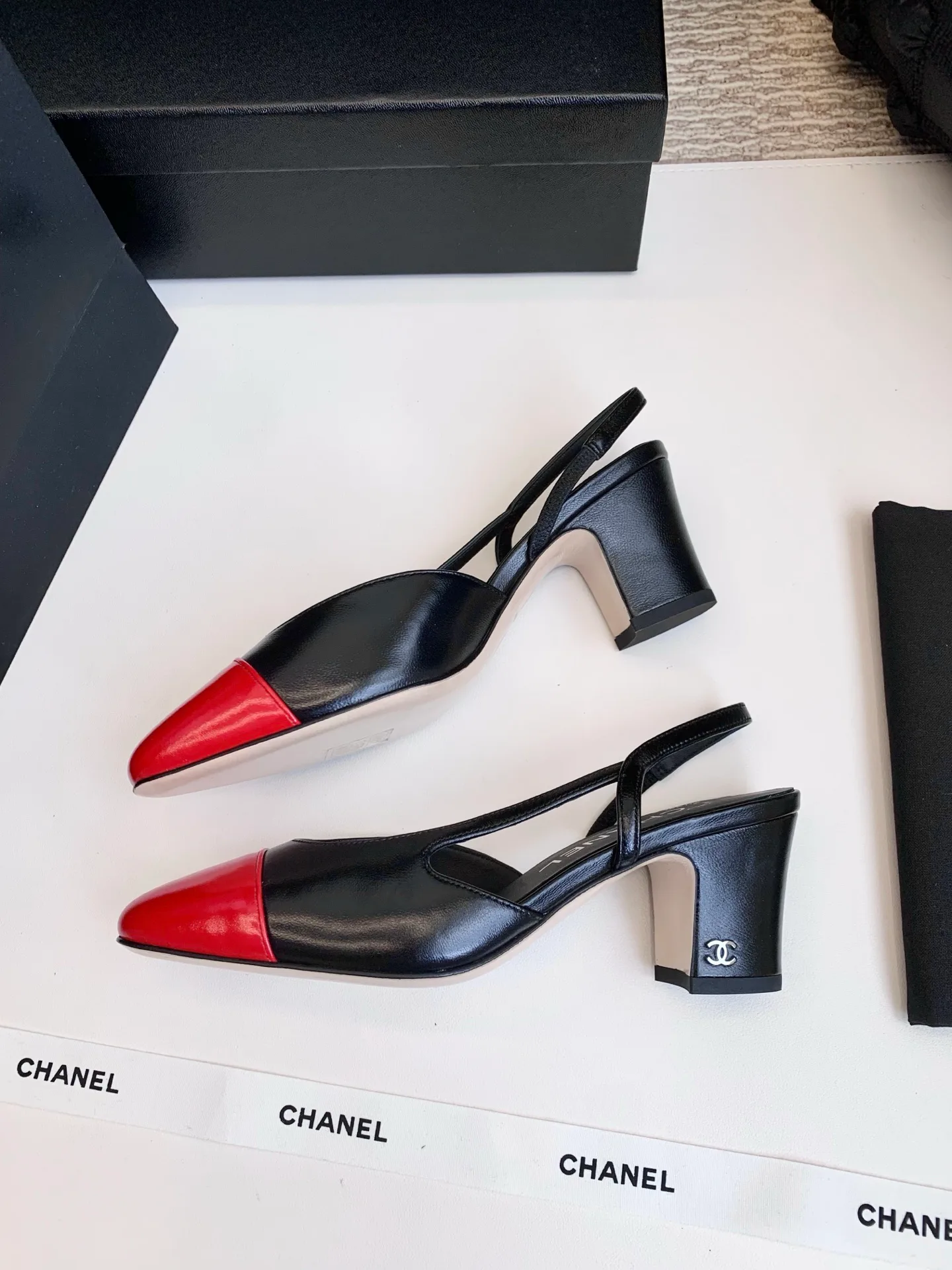 Туфли Женские Chanel 16948103