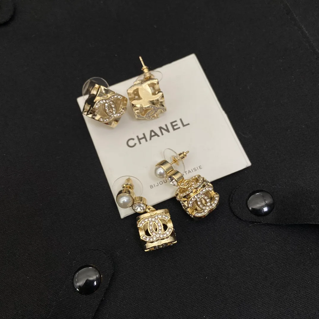 Бижутерия Chanel 12782376