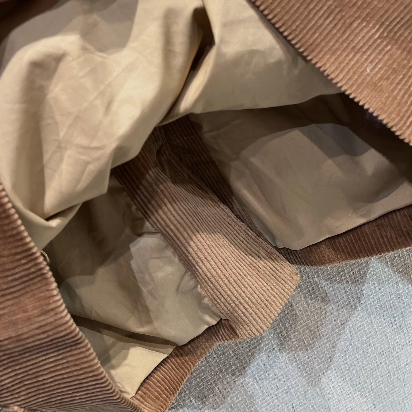 Куртки И Пуховики Женские Miu Miu 1068431