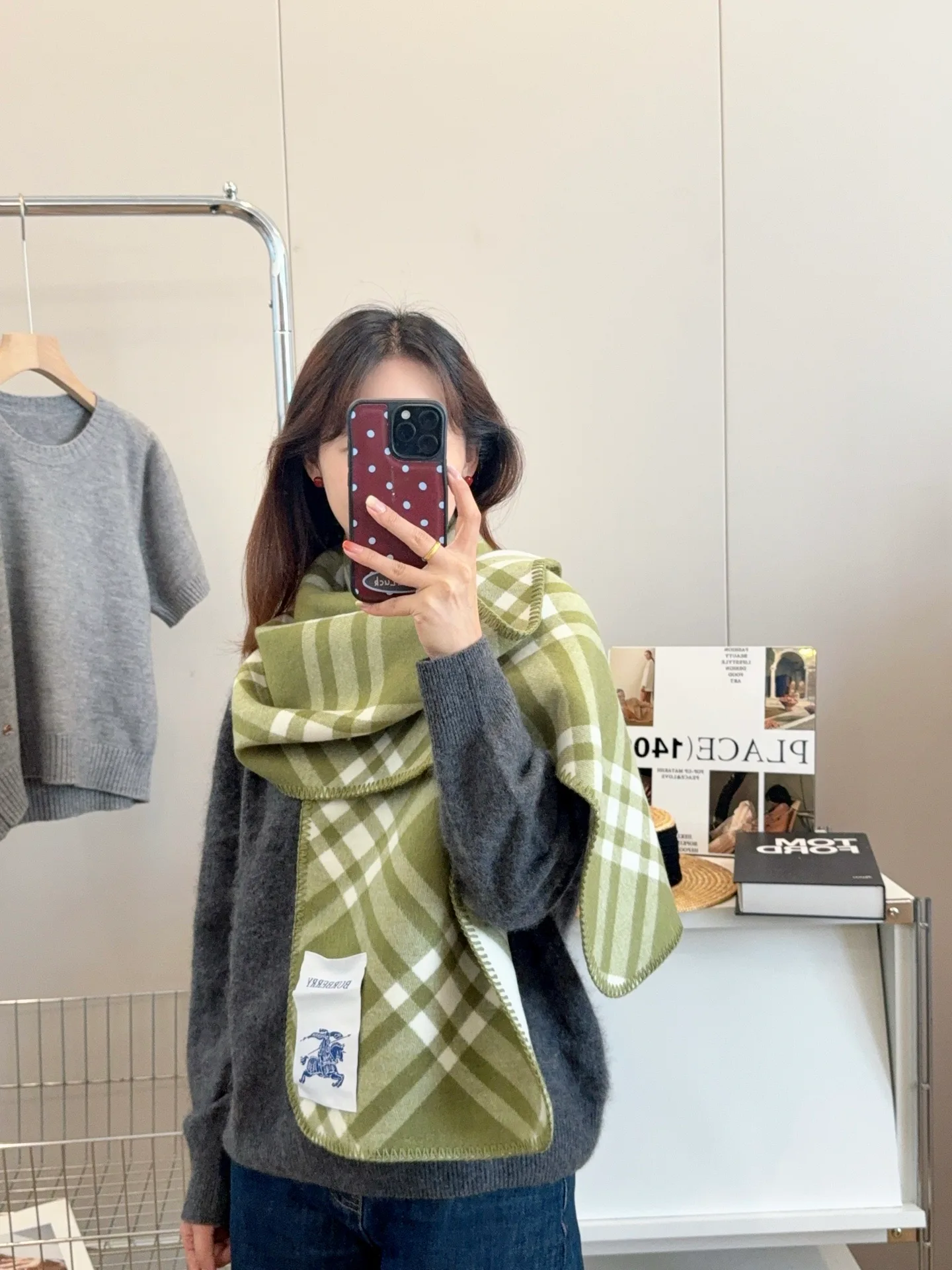 Шарфы Burberry 18002974
