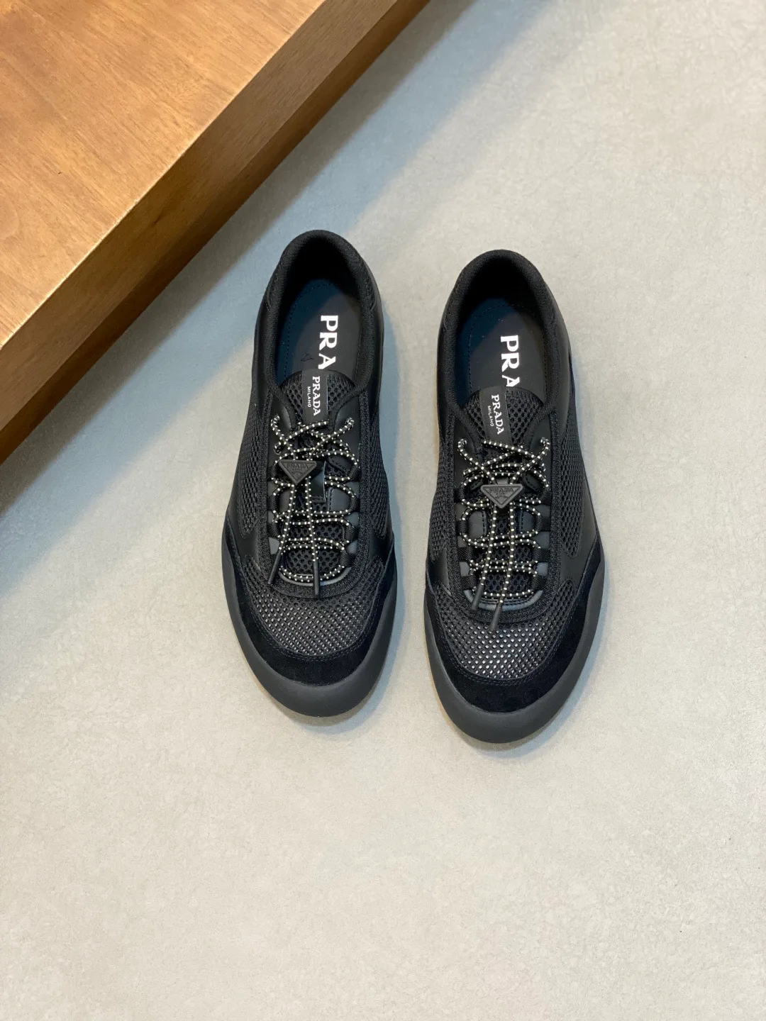 Кроссовки Мужские Prada 13553763