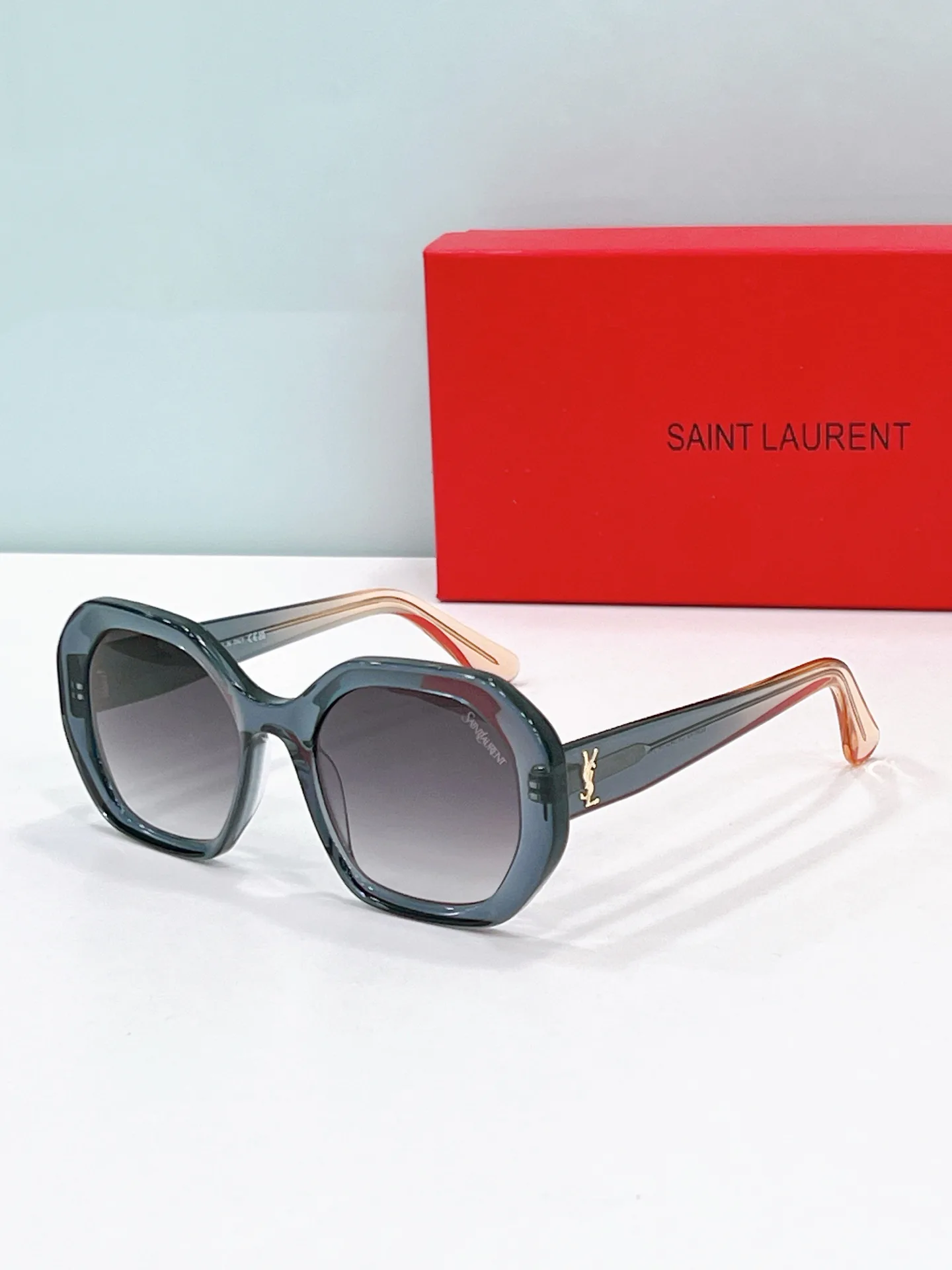 Очки Saint Laurent 378748