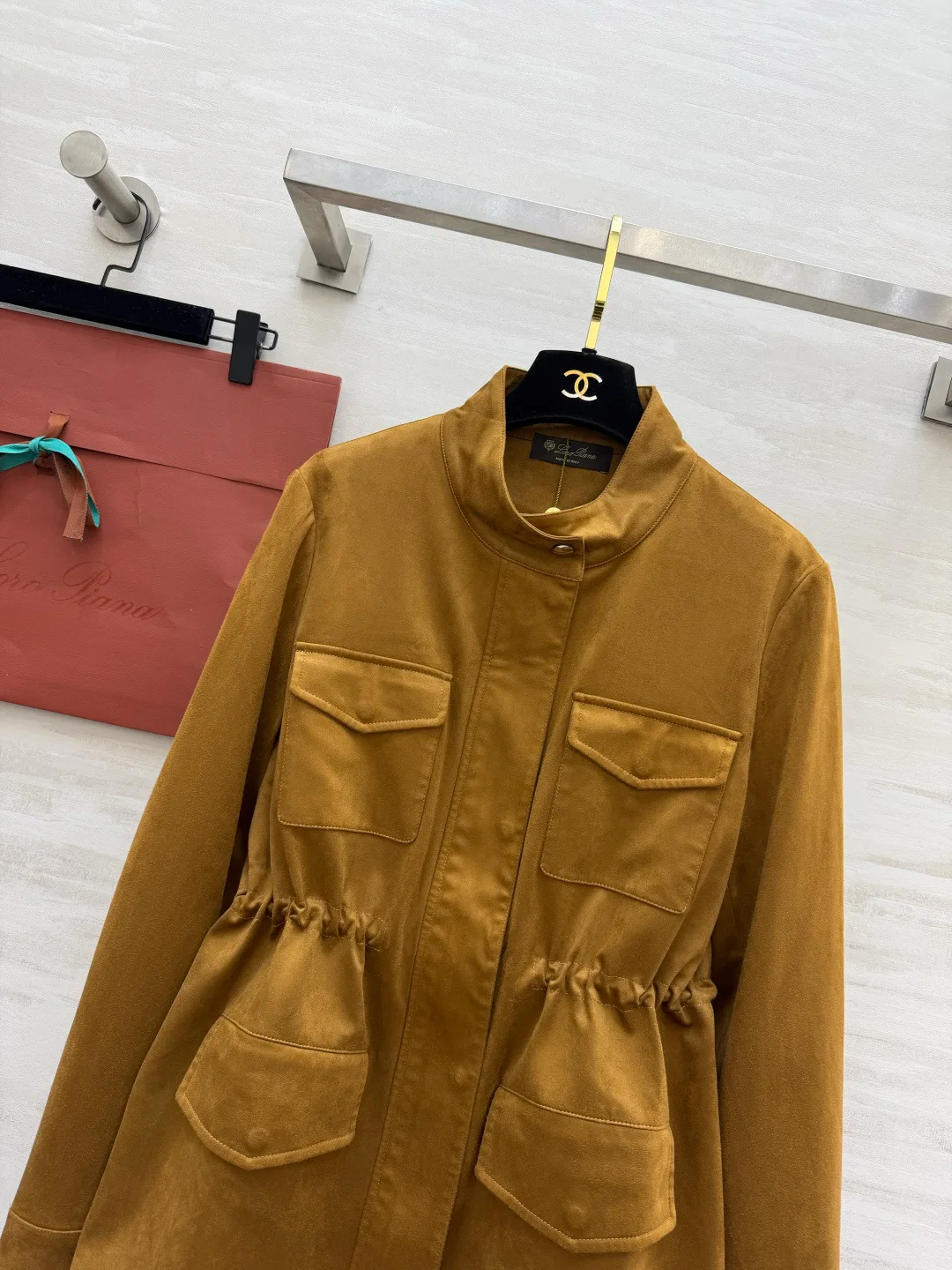 Куртки И Пуховики Женские Loro Piana 19056171