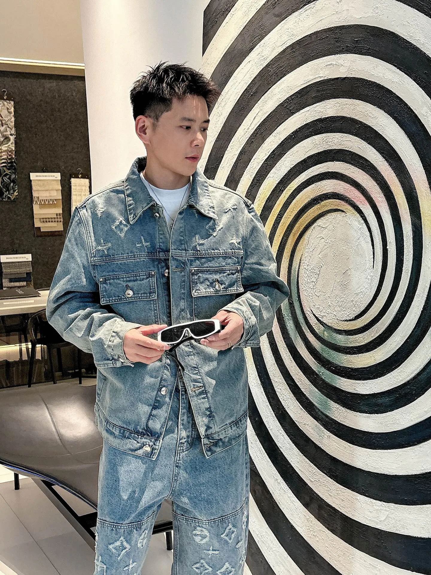 Куртки И Пуховики Мужские Louis Vuitton 928686