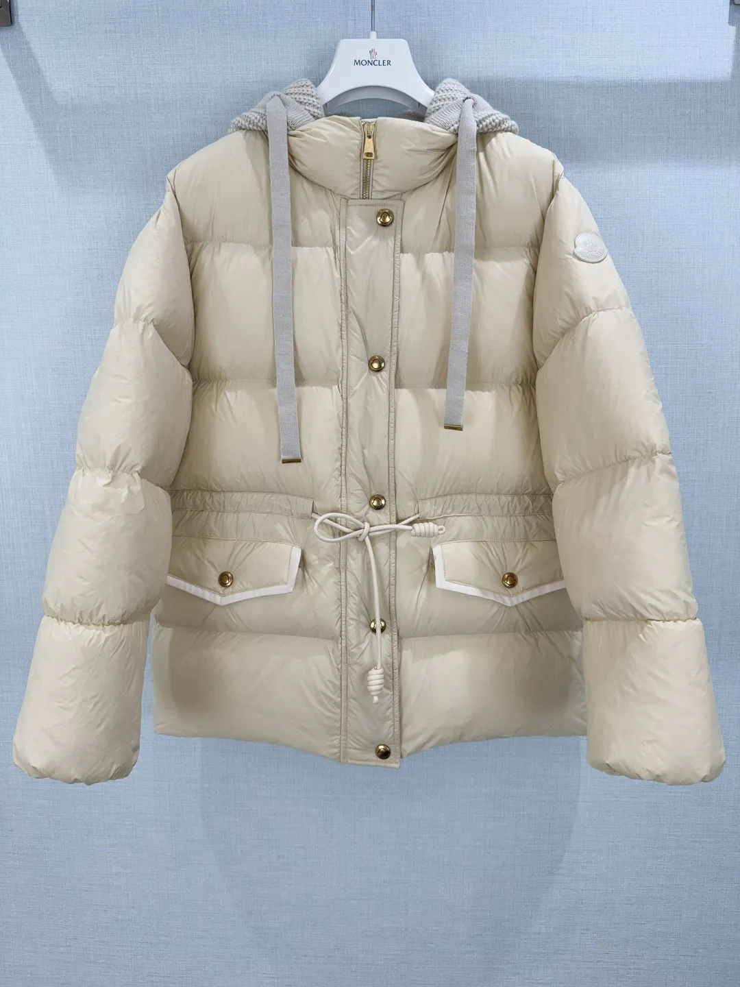 Куртки И Пуховики Женские Moncler 18898482