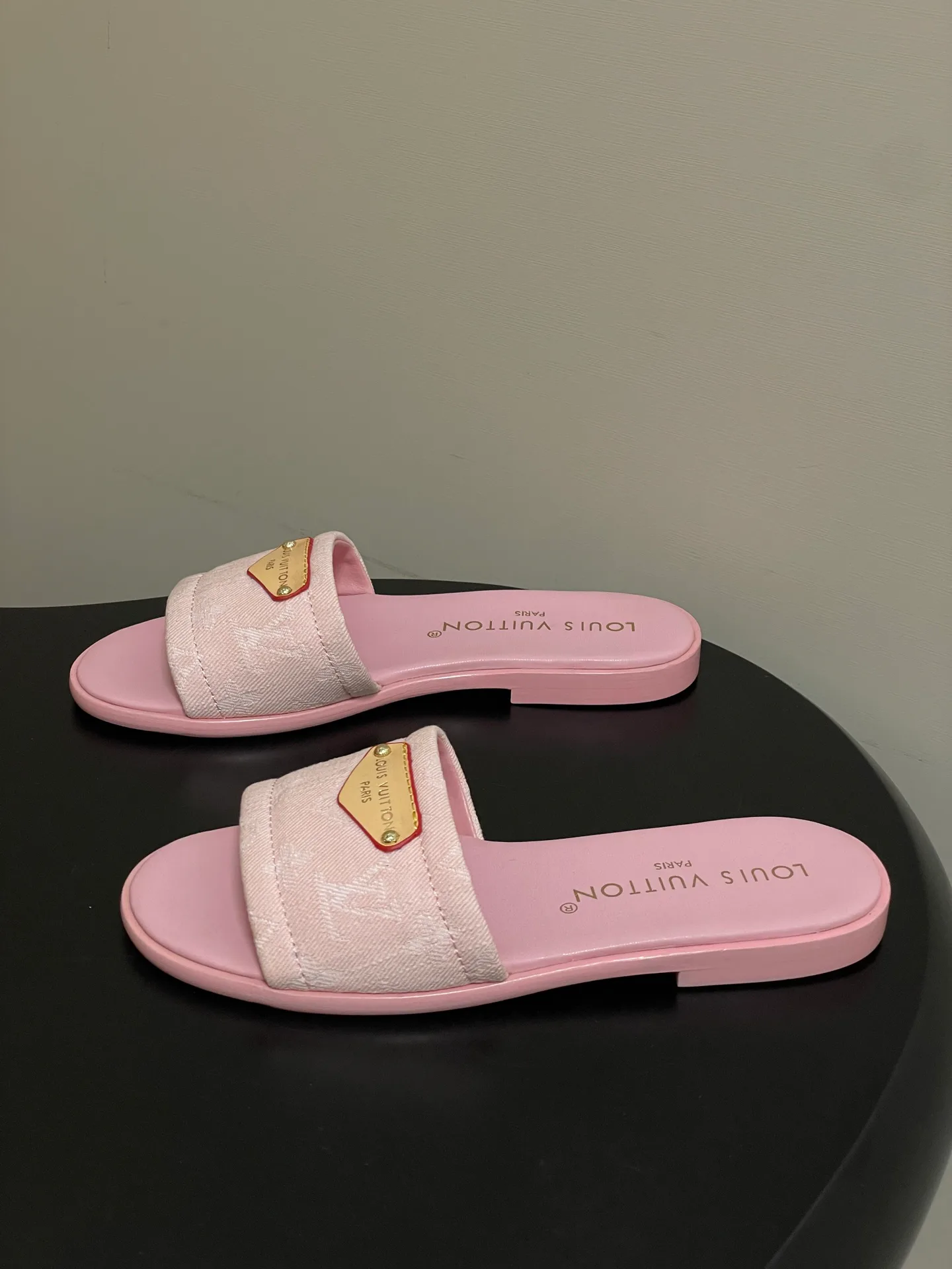 Сандалии Женские Louis Vuitton 3361693