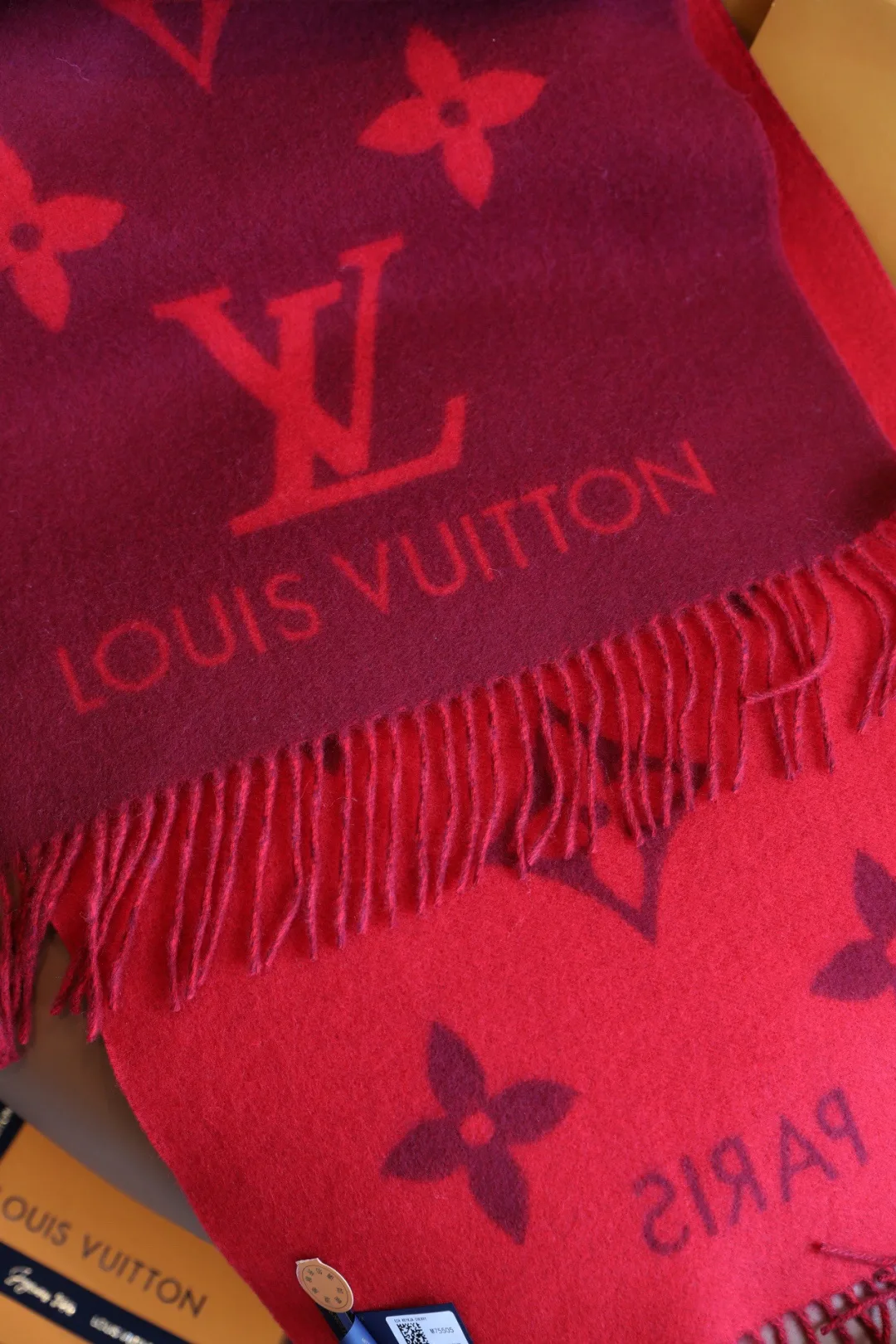 Шарфы Louis Vuitton 251411