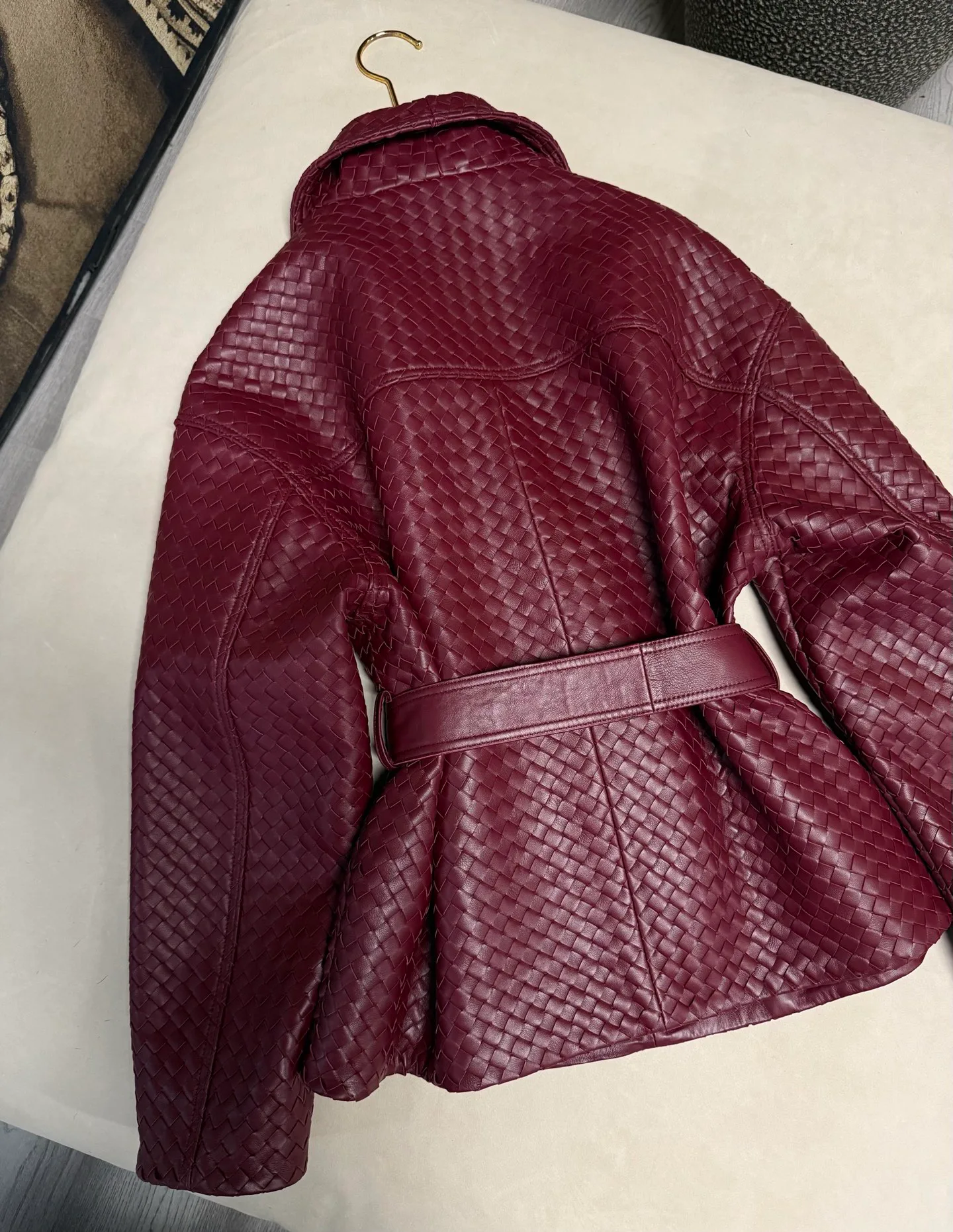 Кожаные Куртки И Дублёнки Женские Bottega Veneta 18208788