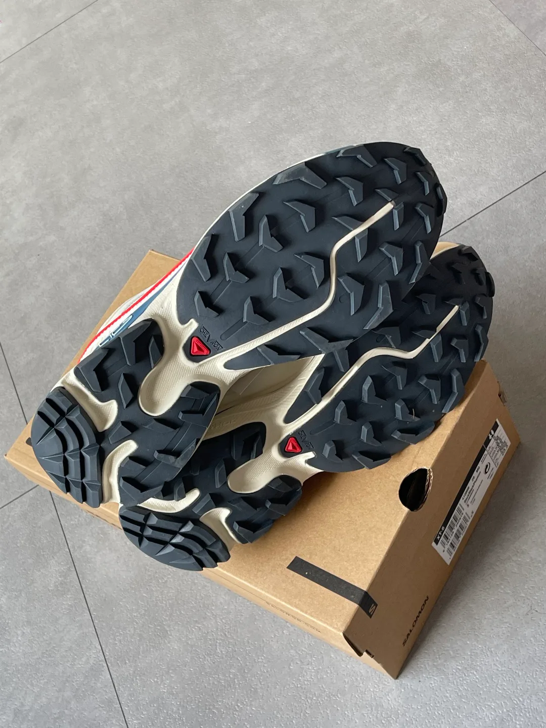 Кроссовки Женские Salomon 18493461