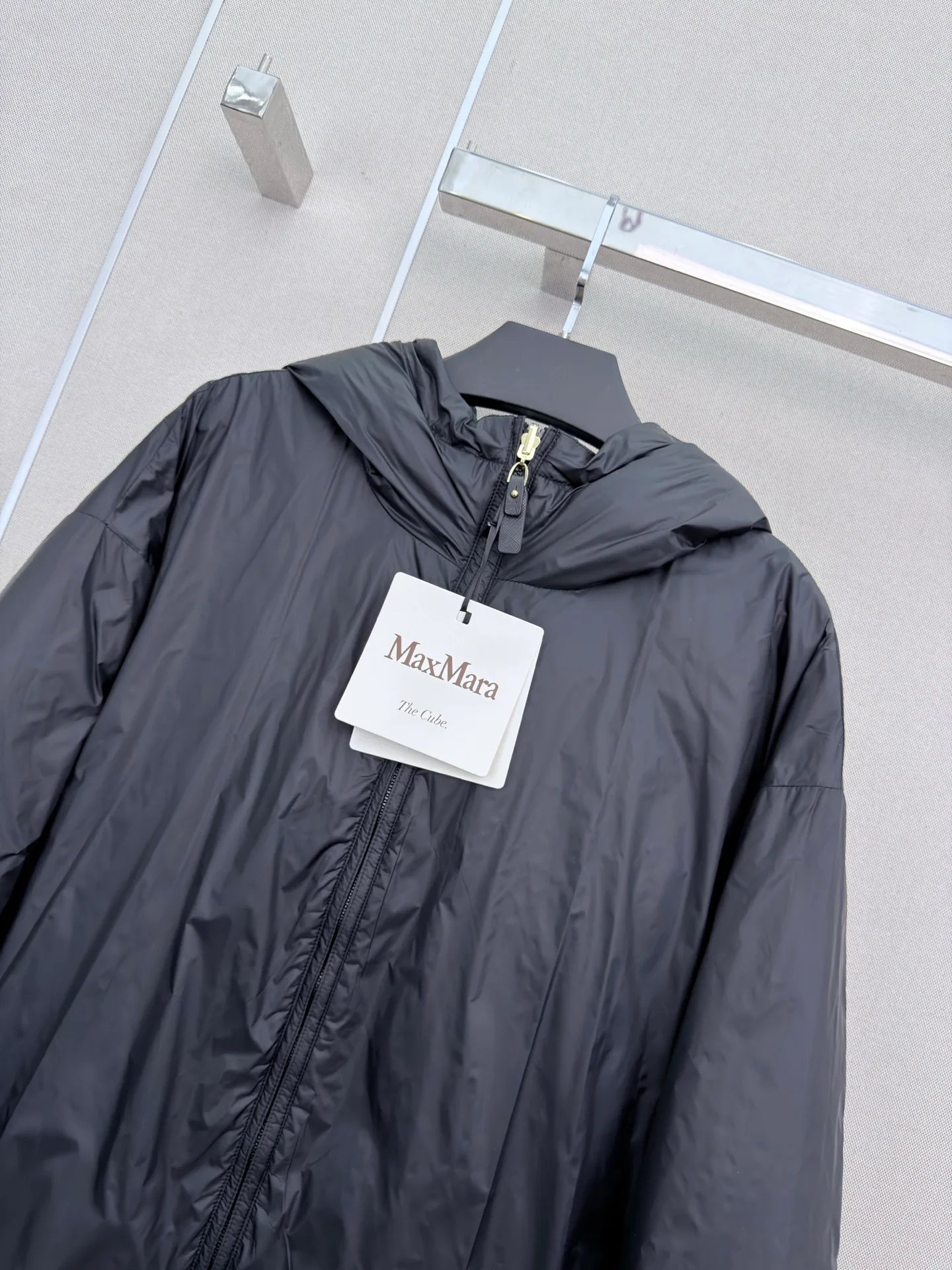 Куртки И Пуховики Женские Max Mara 18108351