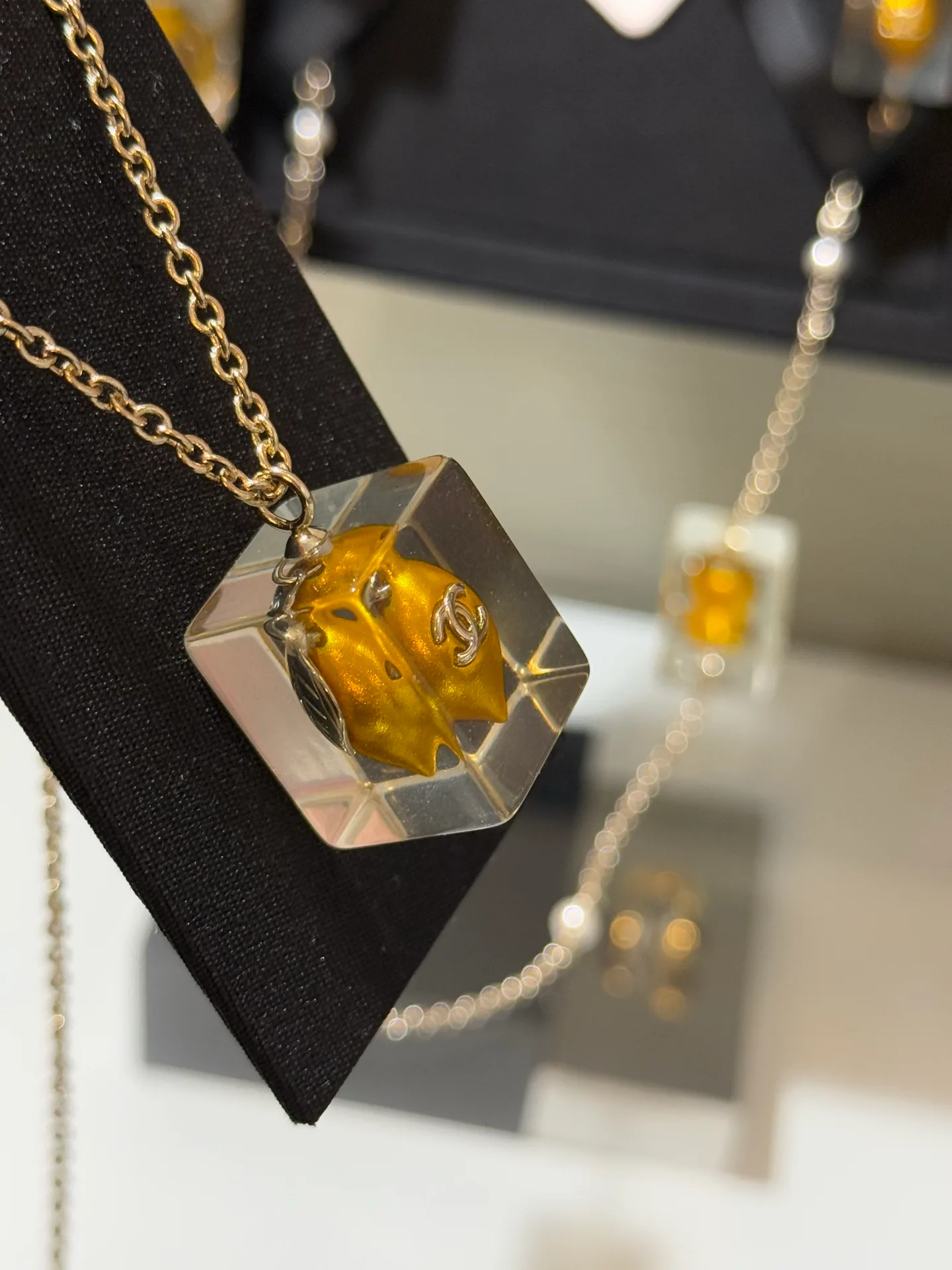 Бижутерия Chanel 11581521