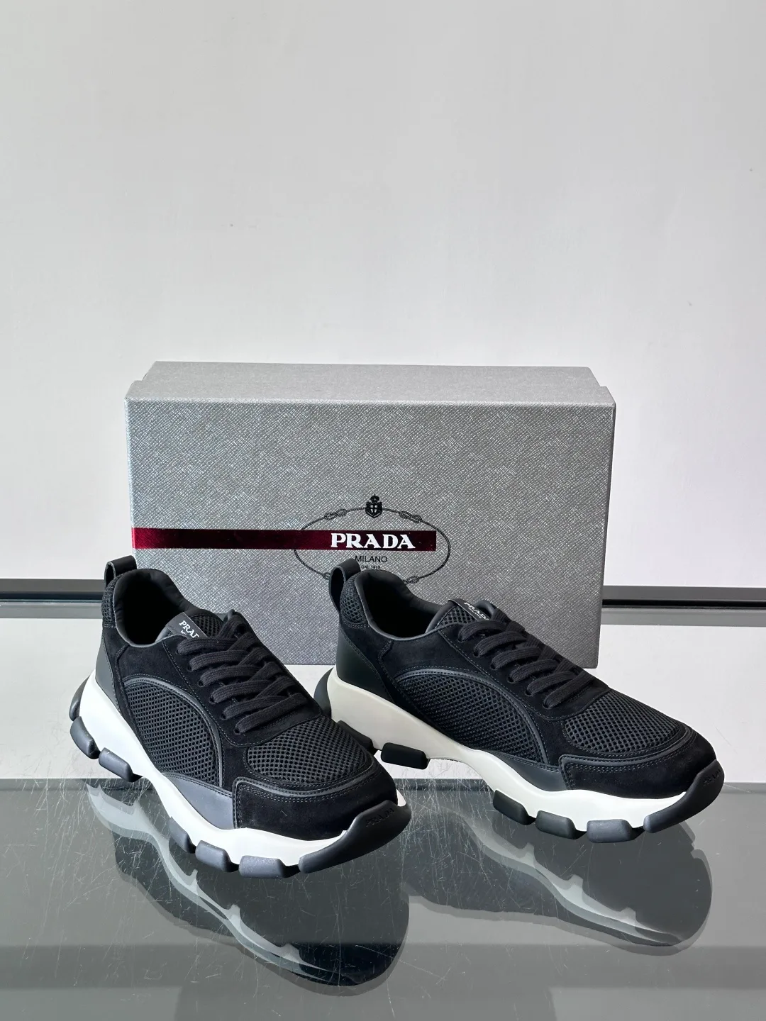 Кроссовки Мужские Prada 18102771