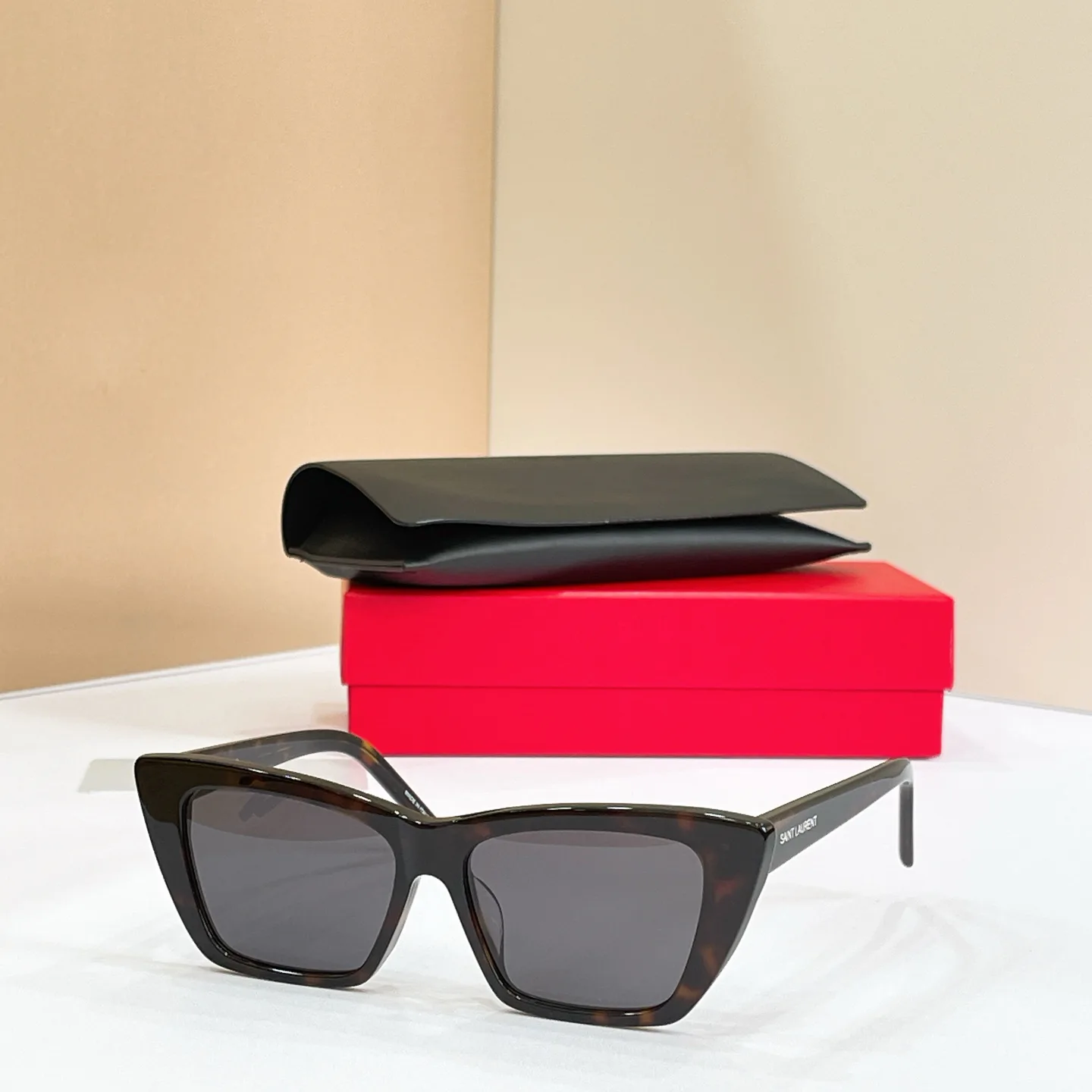 Очки Saint Laurent 17495848
