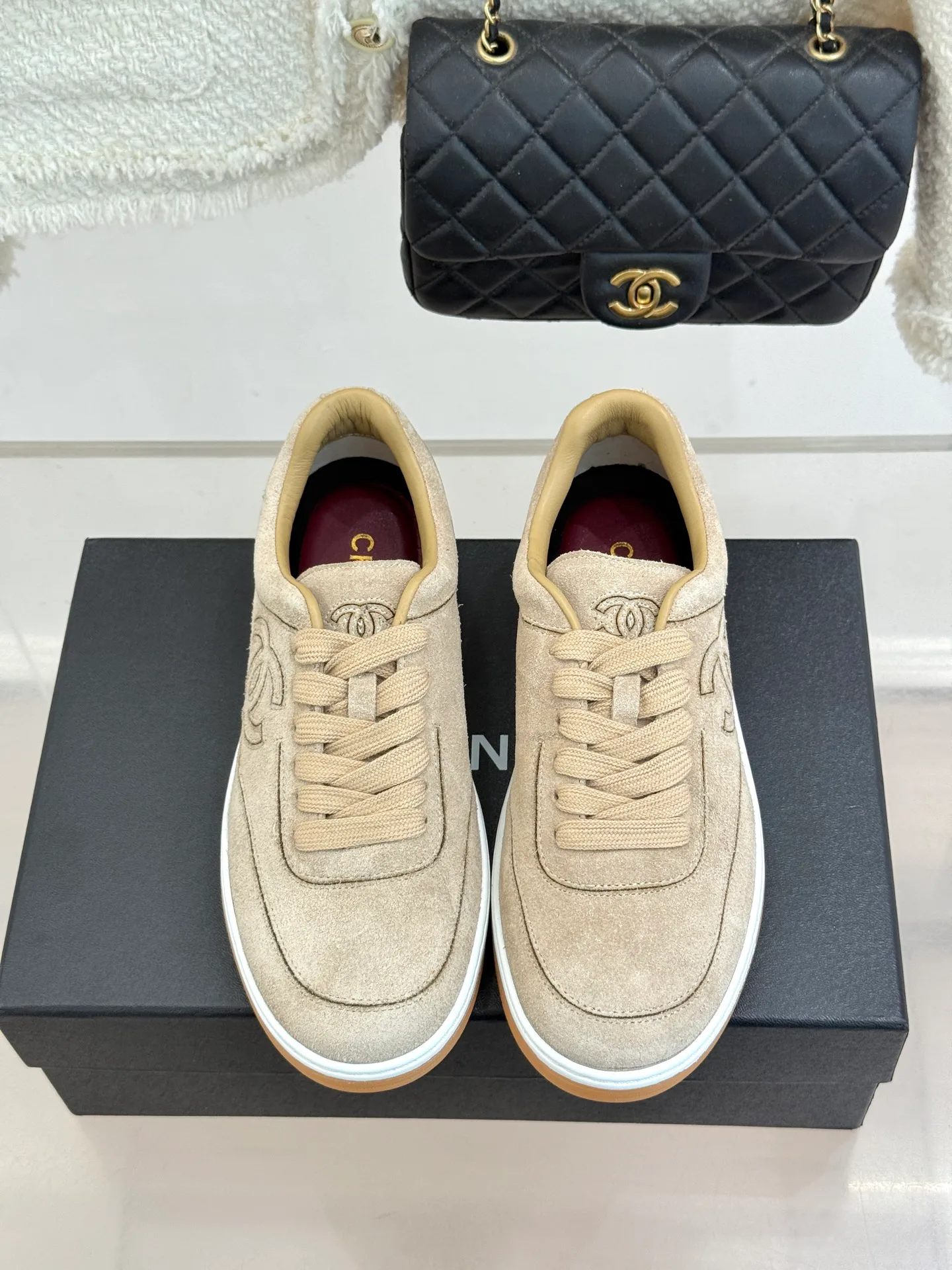 Кроссовки Женские Chanel 18154786