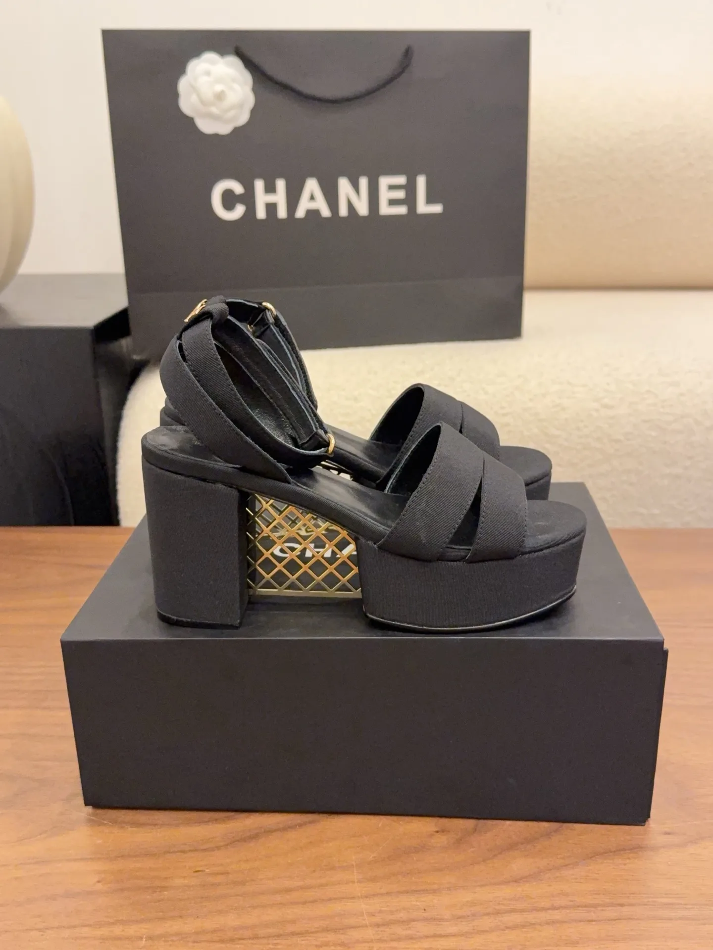 Сандалии Женские Chanel 11499619