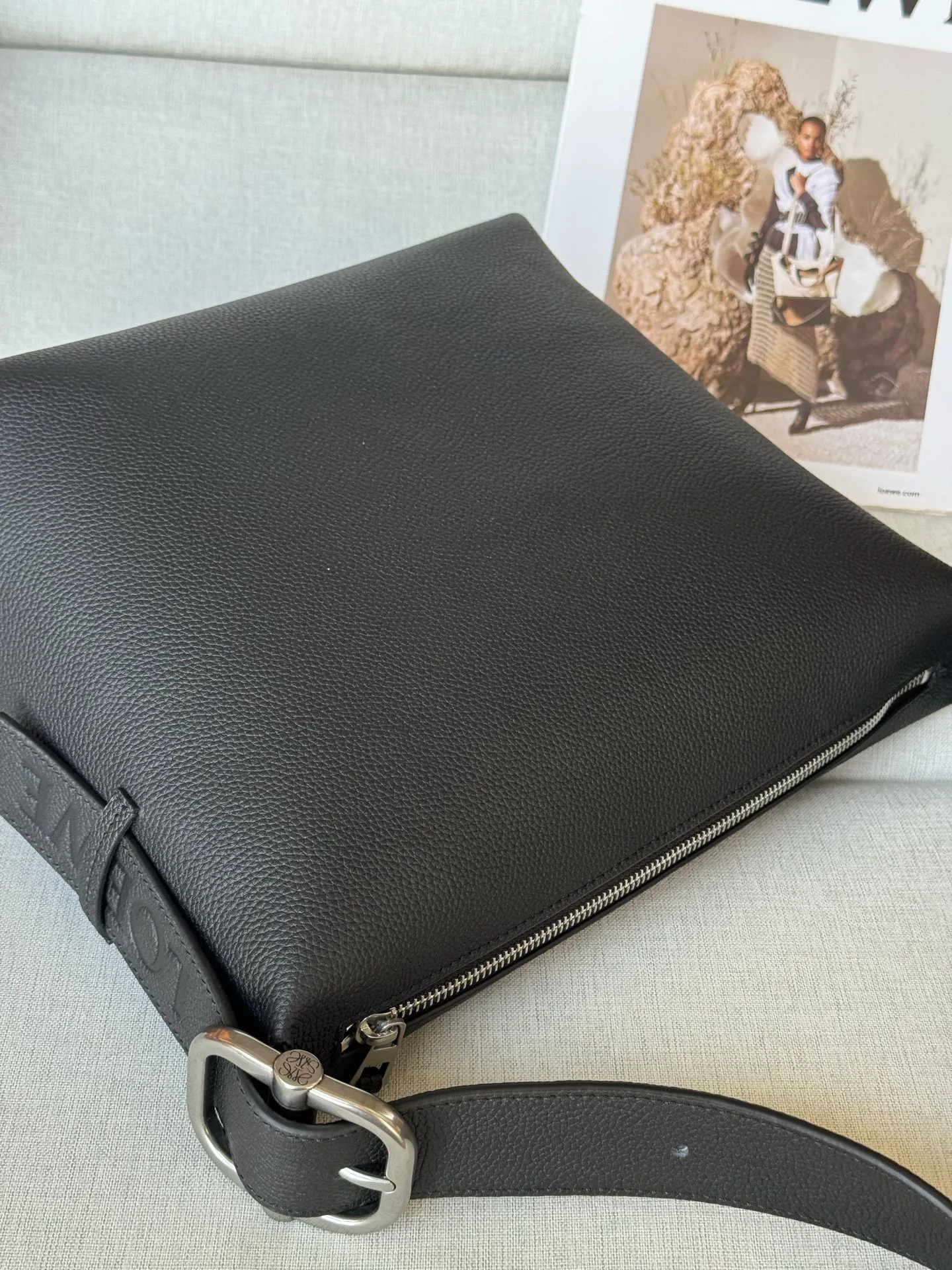 Классические Сумки Женские Loewe 18177576