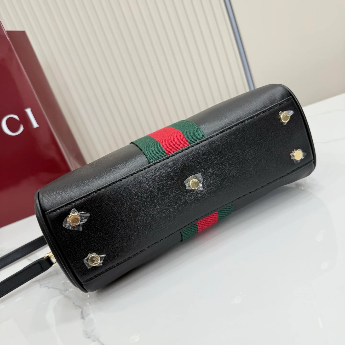 Классические Сумки Женские Gucci 11704023