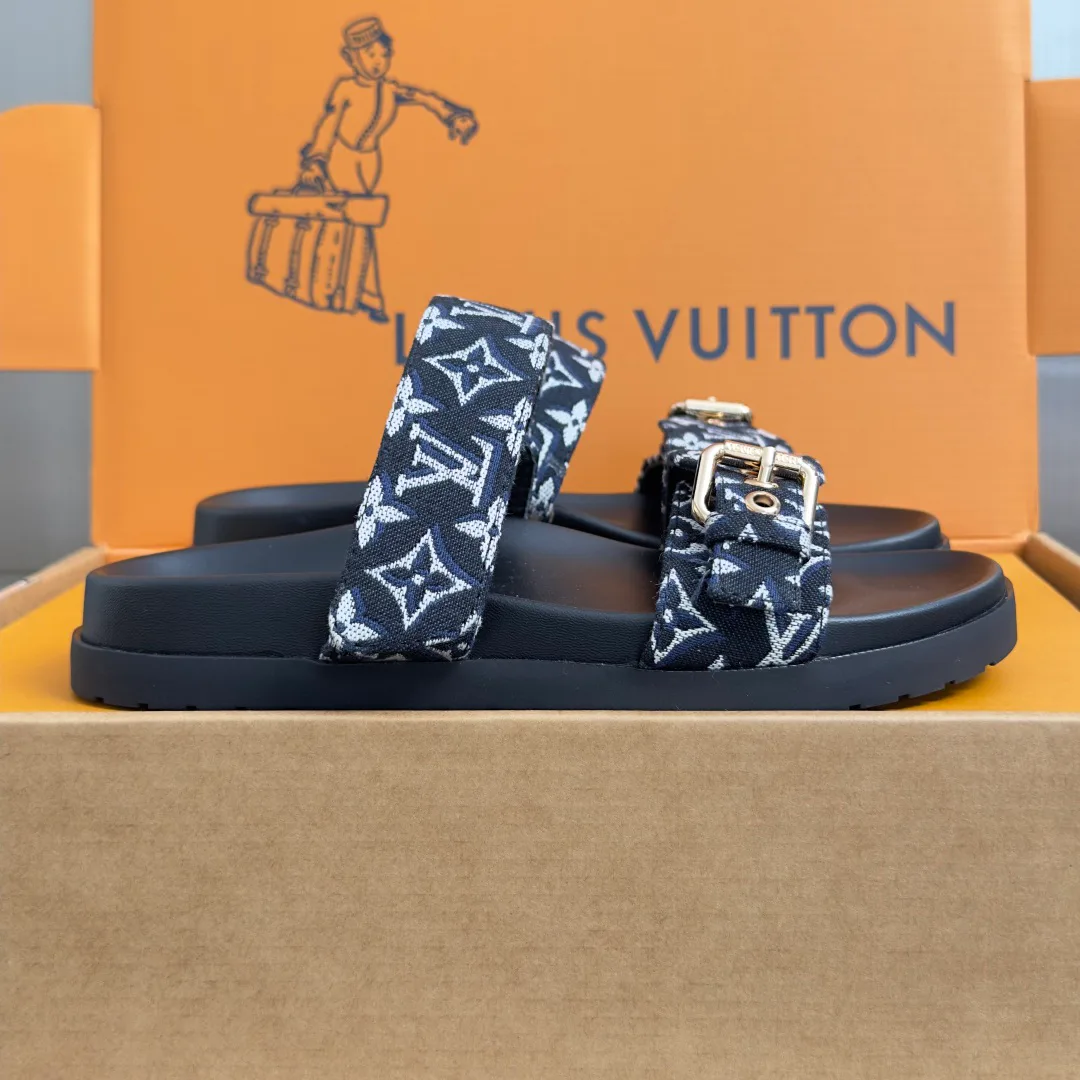 Шлепанцы Женские Louis Vuitton 17780721