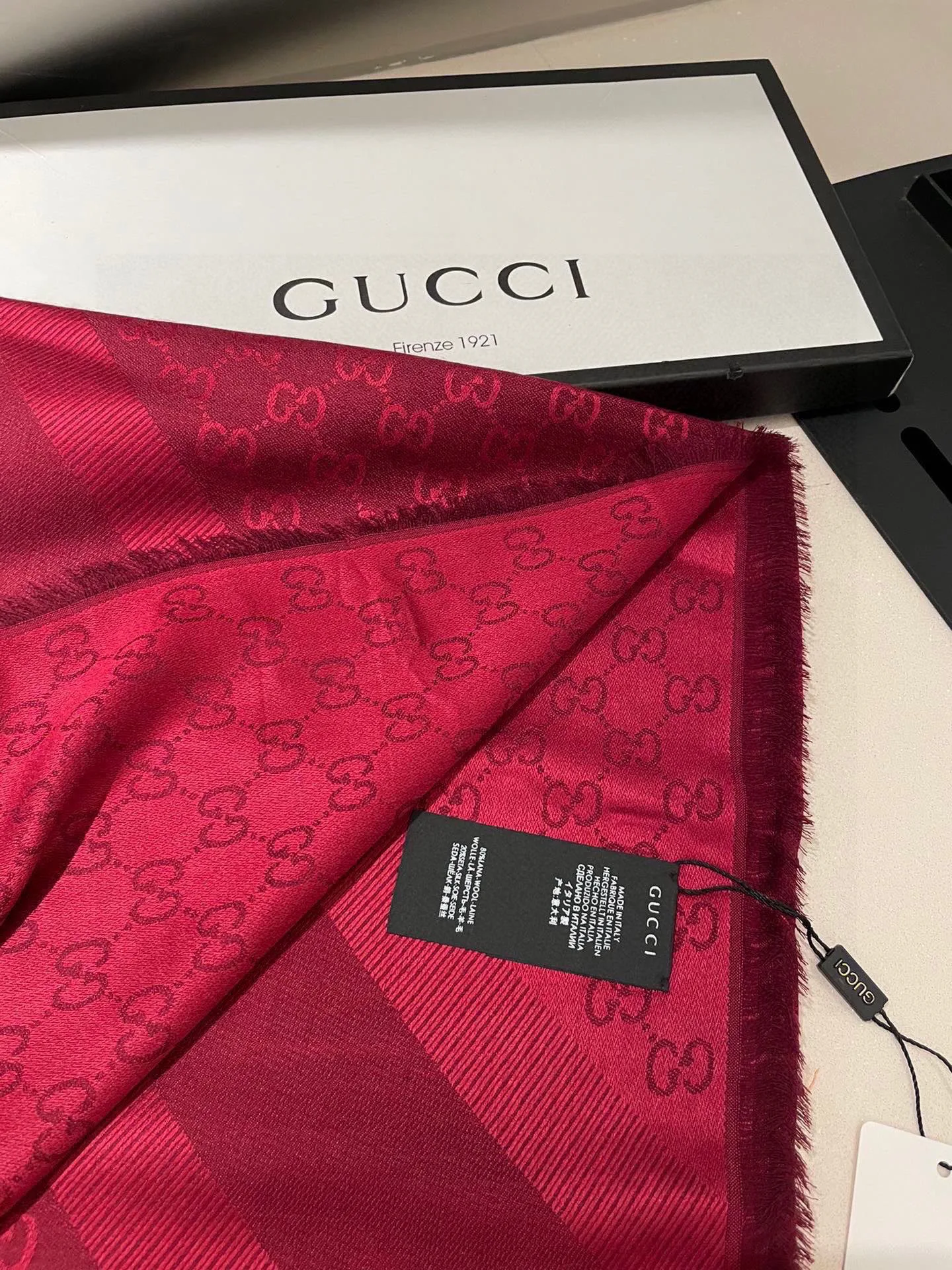 Шарфы Gucci 11633401