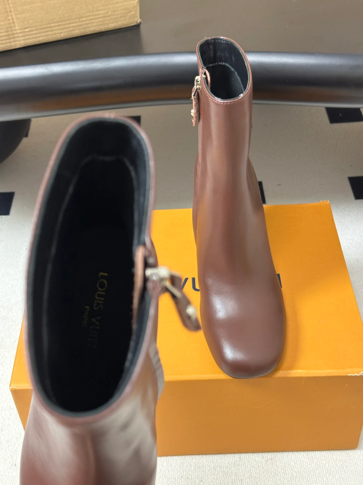 Ботильоны Женские Louis Vuitton 18392550