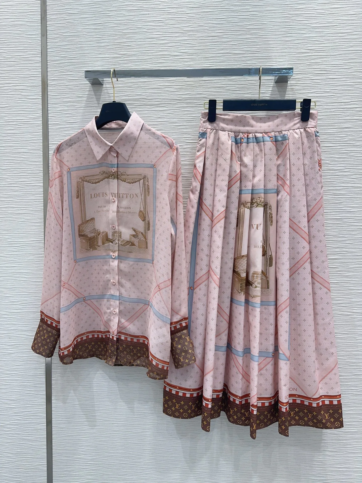 Рубашки Женские Louis Vuitton 13448207