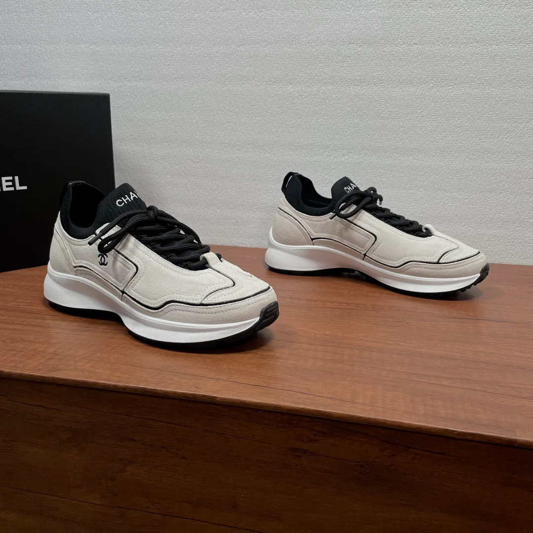 Кроссовки Женские Chanel 17542465