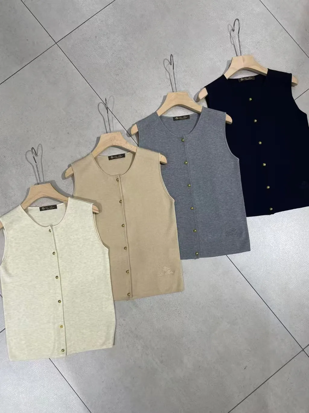 Костюмы Женские Loro Piana 11710124